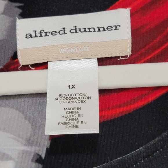 Alfred Dunner Women's Floral Long Sleeve Top - Black, Red, White - Picture 2 of 5